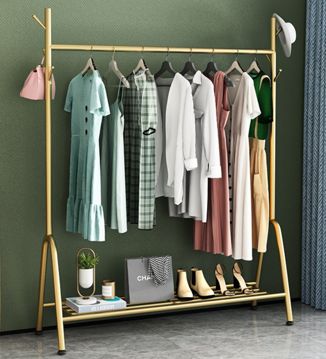 The No-BS Guide to Sourcing a Wholesale Clothes Hanger Rack